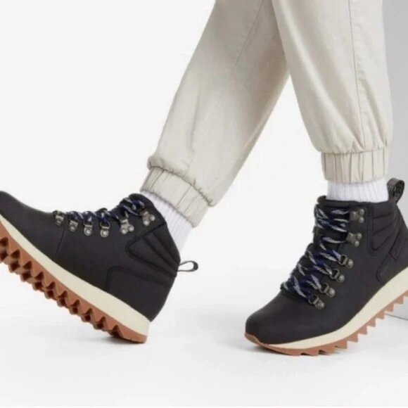 MERRELL Alpine Hiker Women's Hiking Black Boots SIZE 8 - Picture 9 of 9